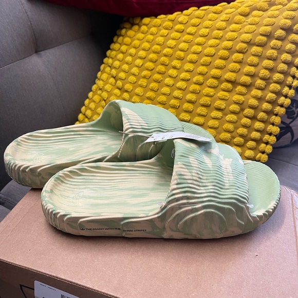 Adidas Adilette 22 Sandals Slides GY1597 main image 9